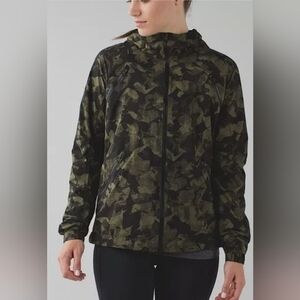 Lululemon Rise & Shine Jacket II Jumbo Mystic Camo Jungle Fatigue Green Size 6